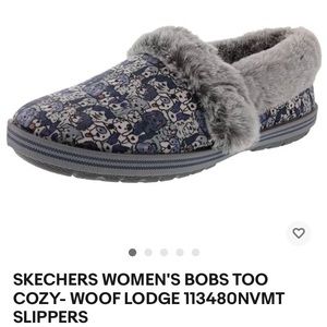 SKECHERS WOMEN'S BOBS TOO COZY- WOOF LODGE 113480NVMT SLIPPERS. Dog key chain